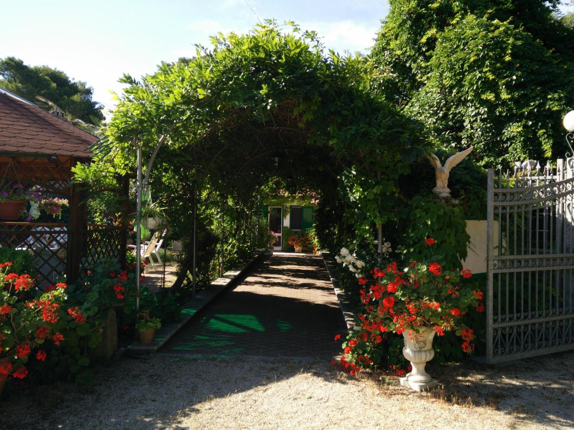Residenza Villa I Nidi Santa Caterina  Exterior photo